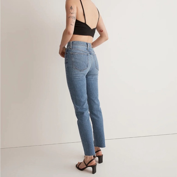 Madewell Petite Perfect Vintage Jean in Earlside Wash: Raw-Hem Edition (NWT) - Picture 2 of 4